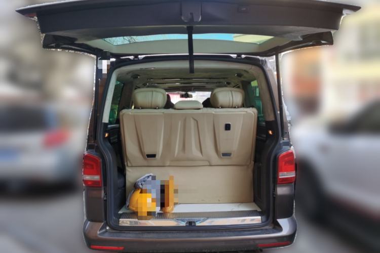 Used Volkswagen Multivan 2012 2.0 TSI Four-Wheel Drive Deluxe Edition Trunk