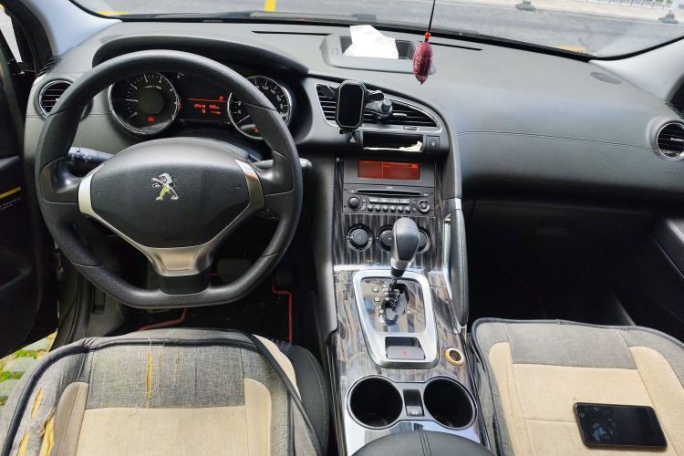 Used Peugeot 3008 2015 2.0L Automatic Classic Edition