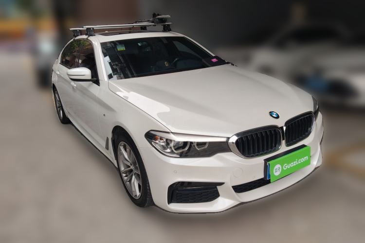 Used BMW 5 Series 2019 525Li M Sport Package Front Right 45 Deg