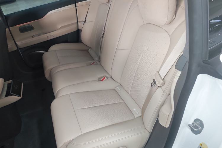 Used Nio ET7 2024 75 kWh Executive Edition
