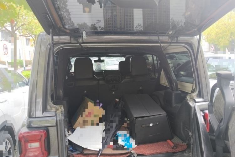 Used Jeep Wrangler 2019 2.0T Rubicon Four-Door Version China VI Emission Standard
