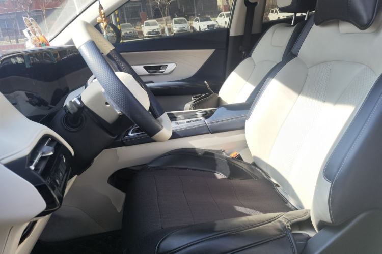 Used Dongfeng Aeolus Huge 2022 Mach Dual-Motor 1.5T MHD Dare-to-Dream Edition Left Front Seat