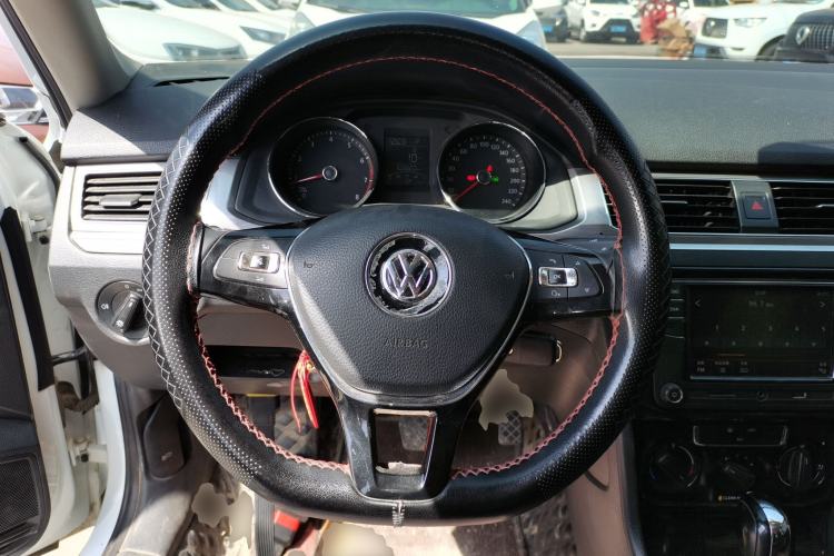 Used Volkswagen Bora 2019 Bora Legend 1.5L Automatic Leading Model China VI Standard Steering Wheel