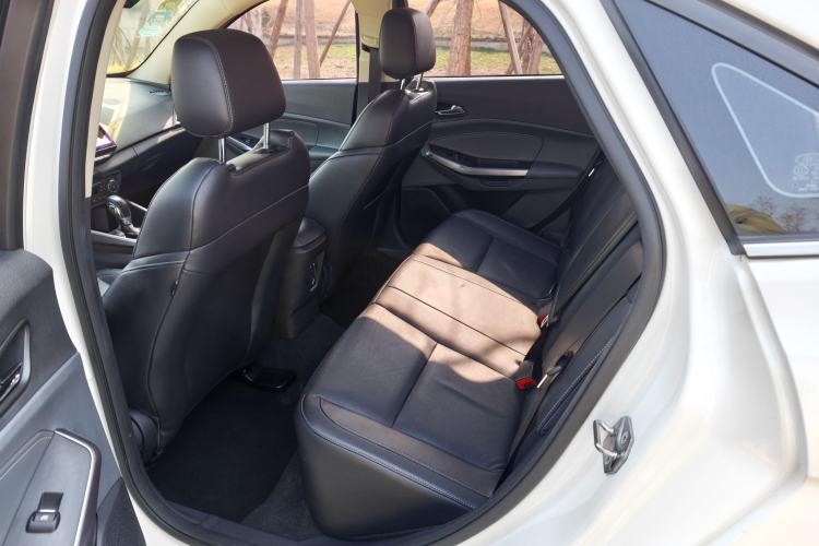 Used Ford Escort 2015 1.5L Automatic Fashion Model
