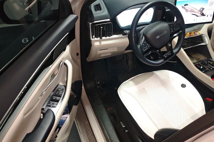 Used BYD Song PLUS New Energy 2023 Champion Edition DM-i 110KM Flagship Model
