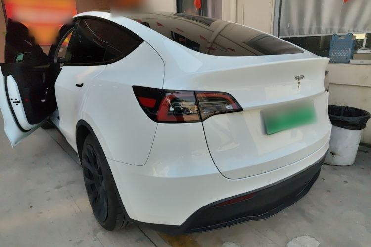 Used Tesla Model Y 2022 Rear-Wheel-Drive Version
