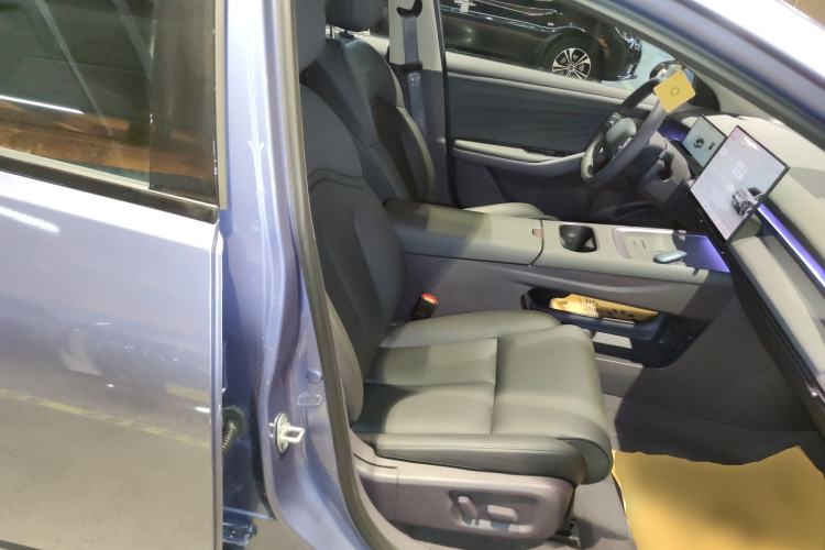 Used Nissan N6 2026 Model 180 Max Right Front Seat