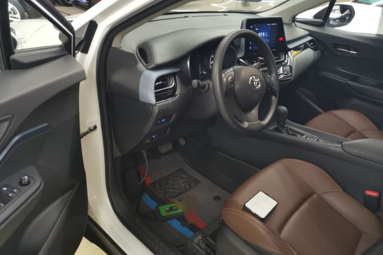 Used Toyota IZOA 2021 2.0L Yidong Edition
