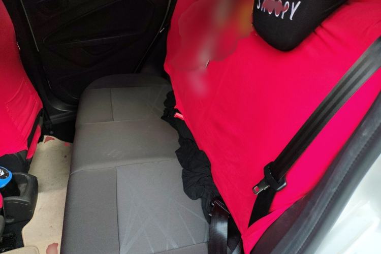 Used Ford Fiesta 2013 Hatchback 1.5L Manual Fashion Edition
