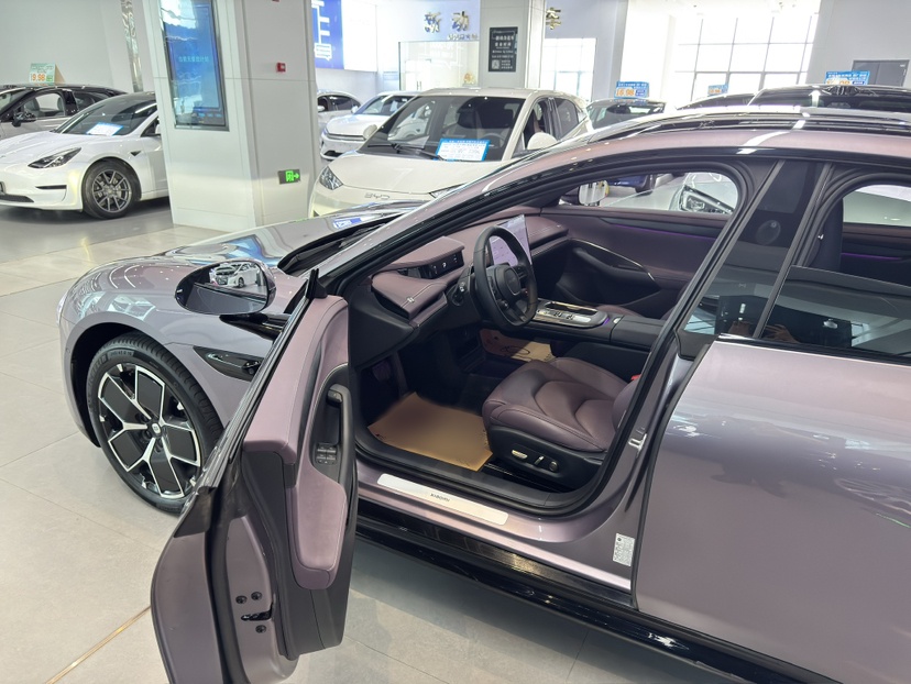Xiaomi Auto SU7 2024 Rear-Drive Long-Range Intelligent Driving Version — снимка 18