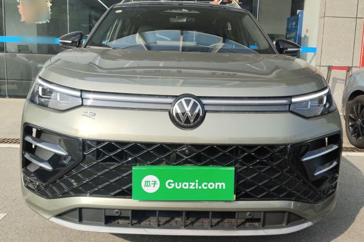 Used Volkswagen Tayron 2025 Tiguan L 380TSI 4Motion Luxury Easy Package