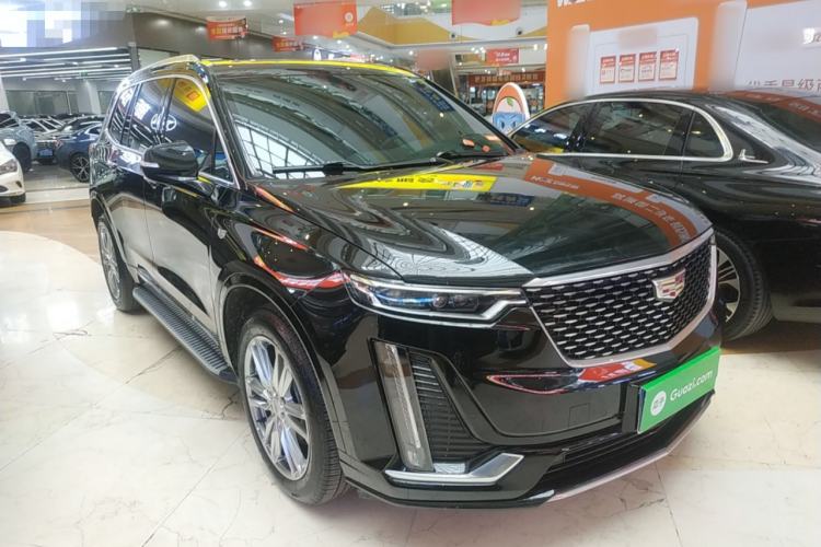 Used Cadillac XT6 2022 2.0T Six-Seater Four-Wheel Drive Luxury Version Front Right 45 Deg