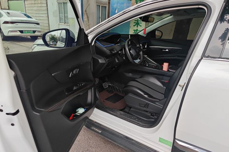 Used Peugeot 5008 2017 380THP 7-Seater Elite Edition