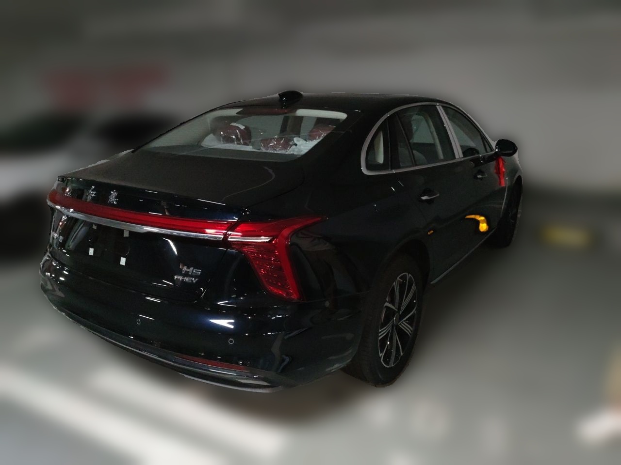 Hongqi H5 PHEV 2025 130 Super Hybrid Version — снимка 6
