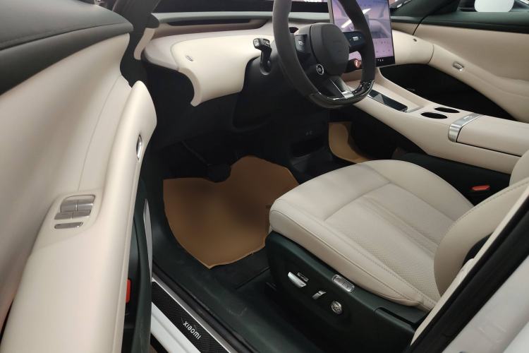 Used Xiaomi Auto YU7 2025 Ultra-Long Range High-Performance All-Wheel-Drive Max Edition
