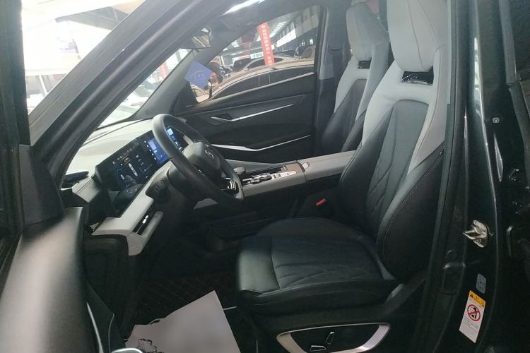 Used Changan CS75 PLUS 2024 3rd Generation Champion Edition 1.5T Intelligent Drive Dynamic Model