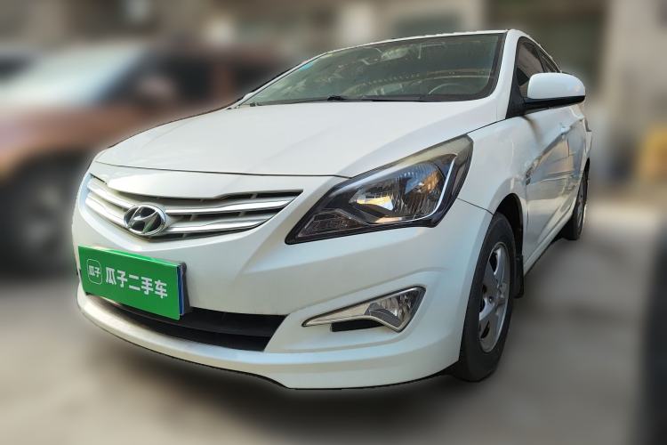 Used Hyundai Verna Ray 2014 1.4L Automatic GLX