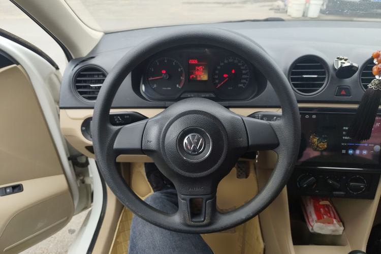 Used Volkswagen Jetta 2015 1.6L Manual Fashion Edition