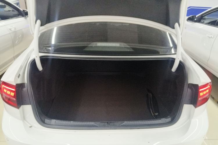 Used Volkswagen Lamando 2021 230TSI DSG Fashion Edition
