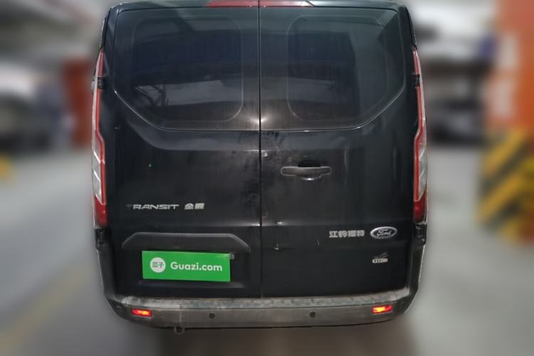 Used Ford Transit 2019 2.0T Diesel Multi-Purpose Commercial Vehicle Short Wheelbase Low Roof 6-Seater China VI Standard
