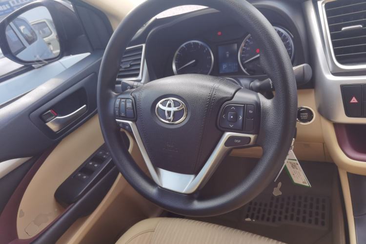 Used Toyota Highlander 2015 2.0T Two-Wheel Drive Elite Edition 5 Seats
