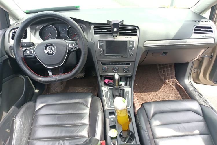 Used Volkswagen Golf 2016 230TSI Automatic Luxury Version