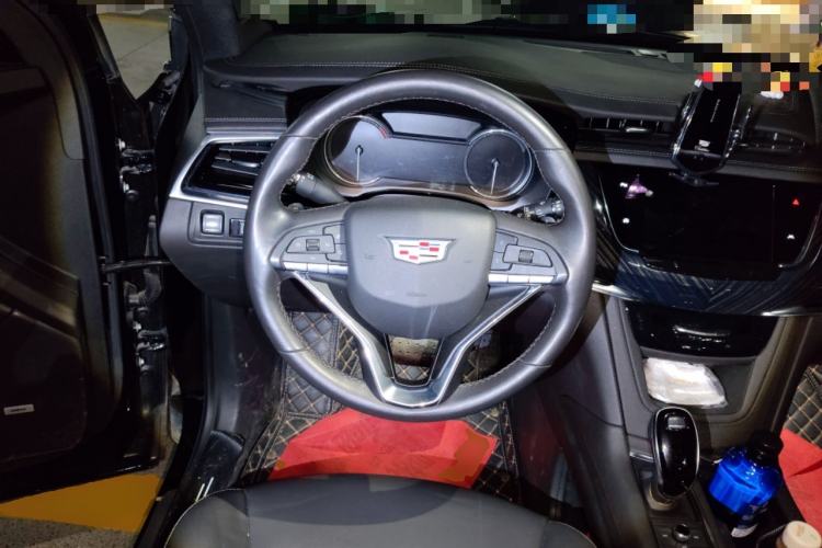 Used Cadillac XT6 2022 2.0T 7-Seater Four-Wheel-Drive Luxury Version
