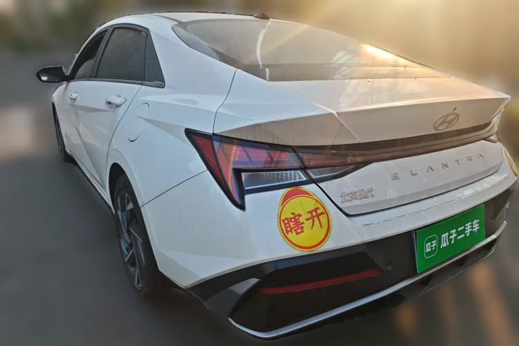 Used Hyundai Elantra 2023 1.5L CVT LUX Prestige Edition Rear Left 45 Deg