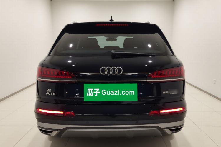 Used Audi Q7 2020 55 TFSI quattro S line sports model