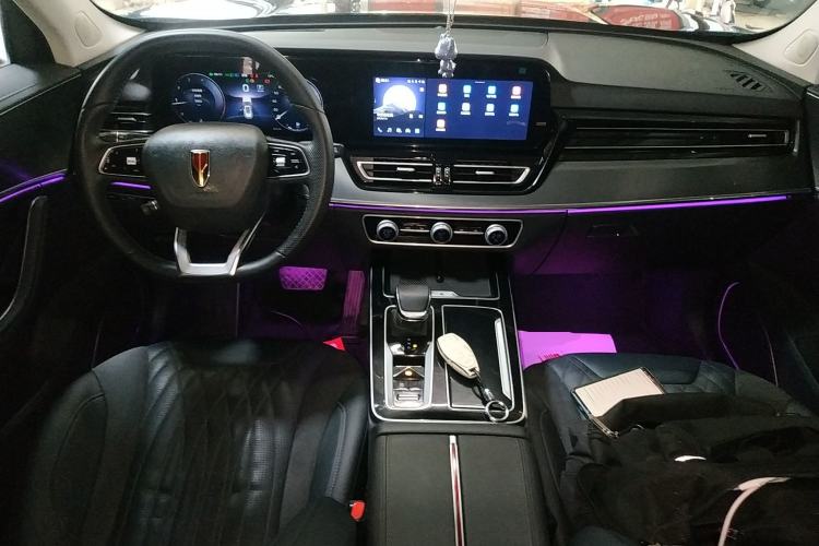 Used Hongqi HS5 2023 2.0T Qixiang Pro Edition Center Console