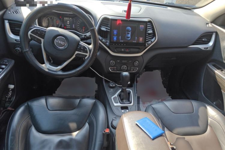 Used Jeep Cherokee 2016 2.4L Professional Edition