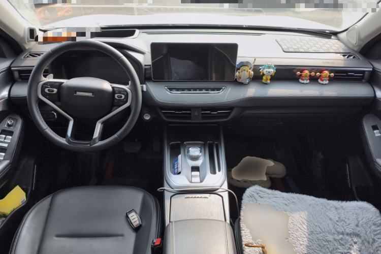 Used Haval JOLION 2021 1.5T Automatic Four-Door Version Center Console