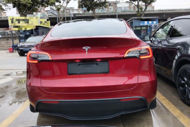 Used Tesla Model Y 2024 Rear-Wheel-Drive Version
