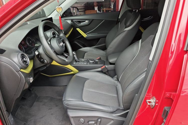 Used Audi Q2L 2018 35 TFSI Fashion Dynamic Version China V Emission Standard Left Front Seat