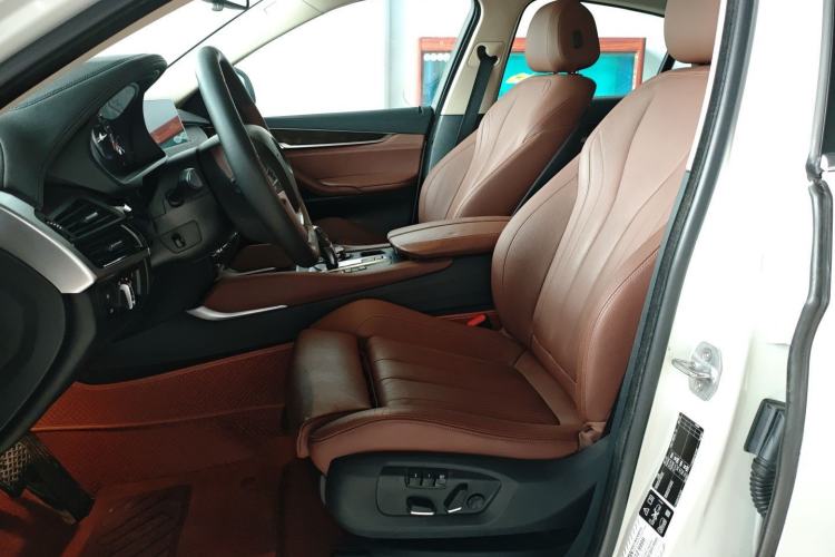 Used BMW X6 2015 xDrive28i Left Front Seat