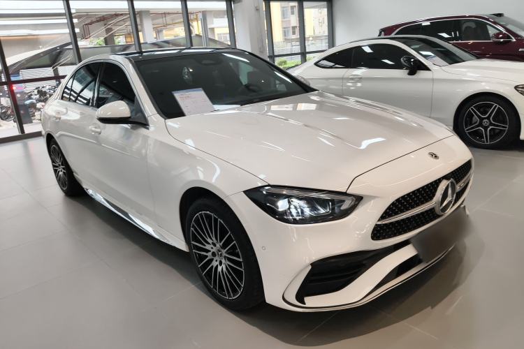 Used Mercedes-Benz C-Class 2022 Restyled C 260 L Sport Edition Front Right 45 Deg