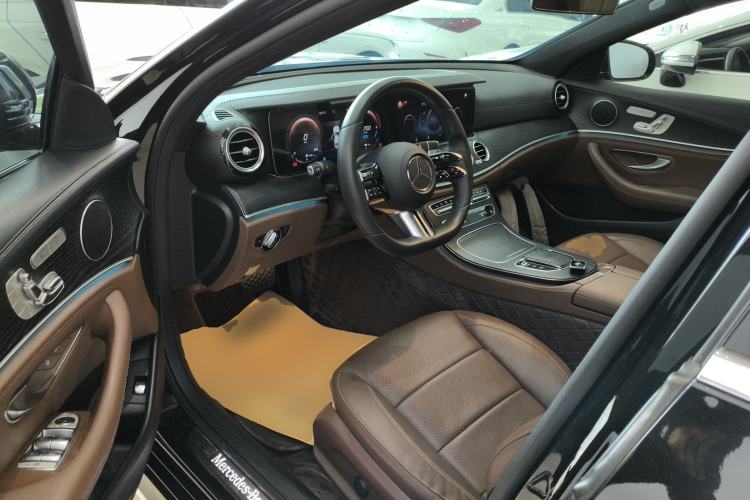 Used Mercedes-Benz E-Class New Energy 2022 Restyled E 350 e L Plug-in Hybrid Sports Sedan Driver Seat