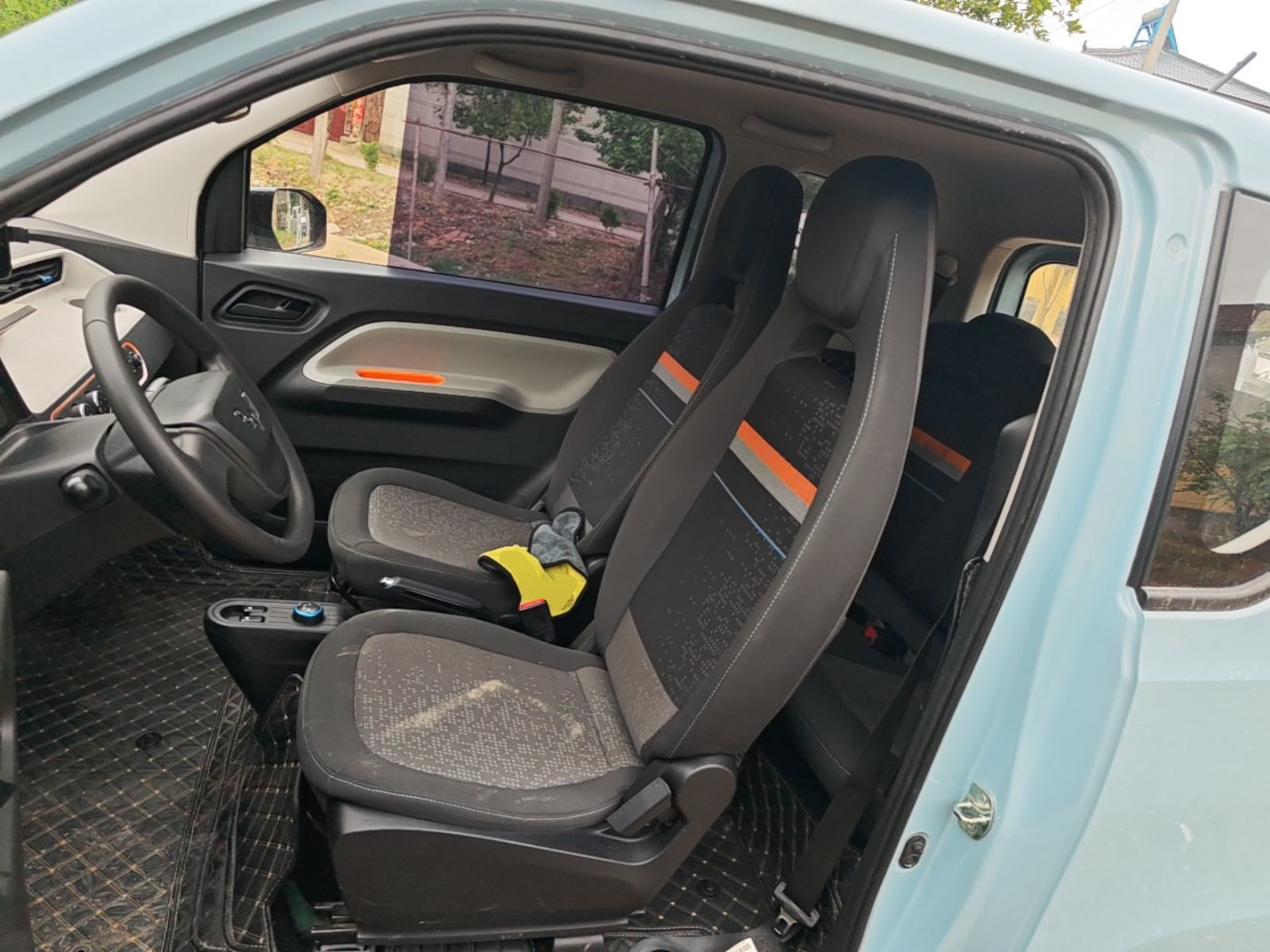 Interior delantero
