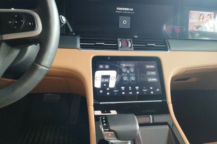 Used Li Auto ONE 2020 Extended-Range 6-Seater Version Center Console