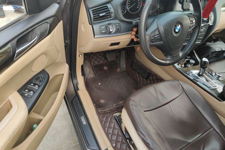 Used BMW X3 2013 Facelifted xDrive20i Luxury Edition Driver Seat