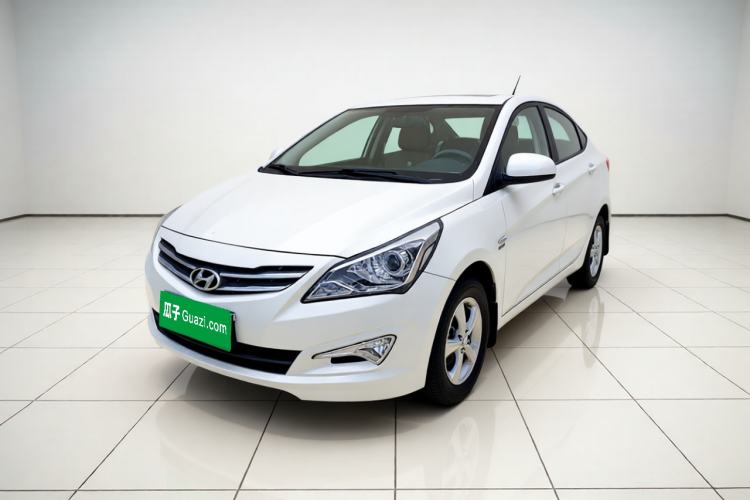 Used Hyundai Verna (older generation) 2014 1.4L Manual Smart GLS Trim