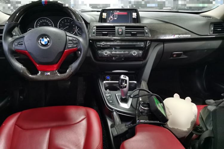 Used BMW 3 Series 2015 316Li Fashion Model

