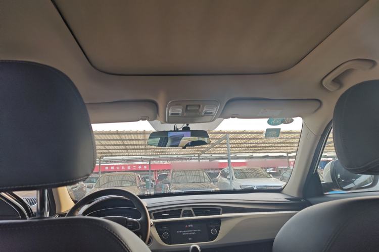 Used Geely Auto Emgrand X7 Sport 2018 1.8TD Automatic Two-Wheel Drive Smart Connect 4G Internet Edition