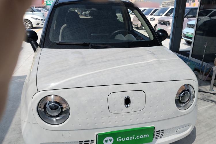 Used ORA Black Cat 2021 301 km Basic Version
