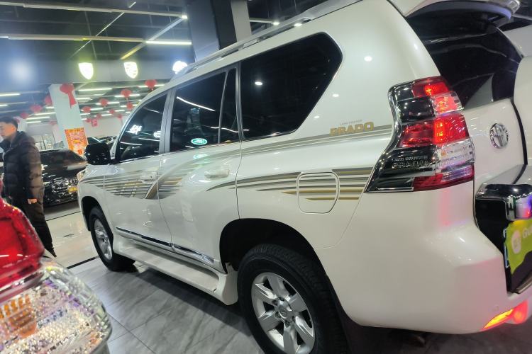 Used Toyota Prado 2017 2.7L Parallel Import