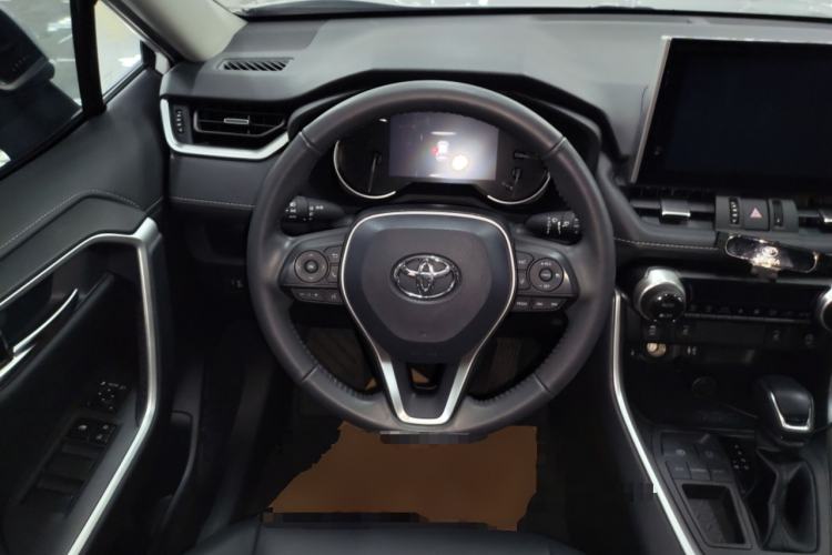 Used Toyota RAV4 2022 2.0L CVT Two-Wheel Drive Fashion Plus Edition Steering Wheel