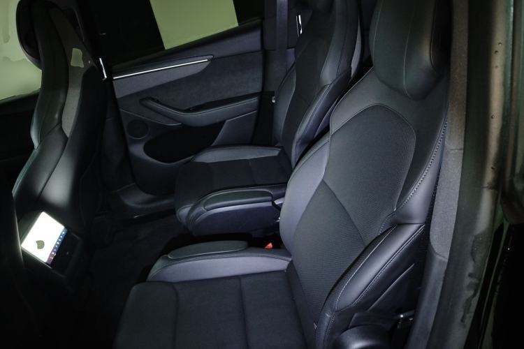 Used Tesla Model Y L 2025 Model Long-Range All-Wheel-Drive Version