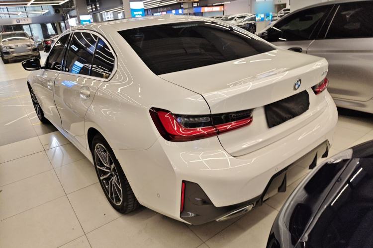 Used BMW 3 Series 2024 325Li M Sport Package Rear Left 45 Deg