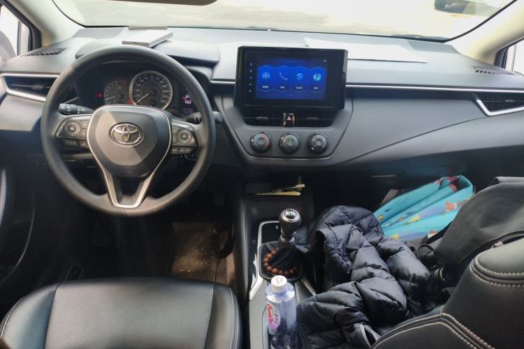 Used Toyota Corolla 2021 TNGA 1.5L Manual Pioneer Edition Center Console