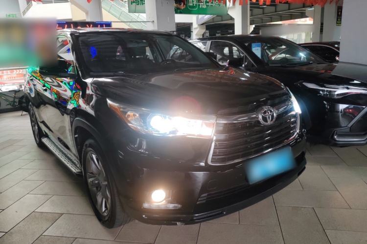 Used Toyota Highlander 2015 2.0T Four-Wheel Drive Luxury Edition 7-Seater Front Right 45 Deg